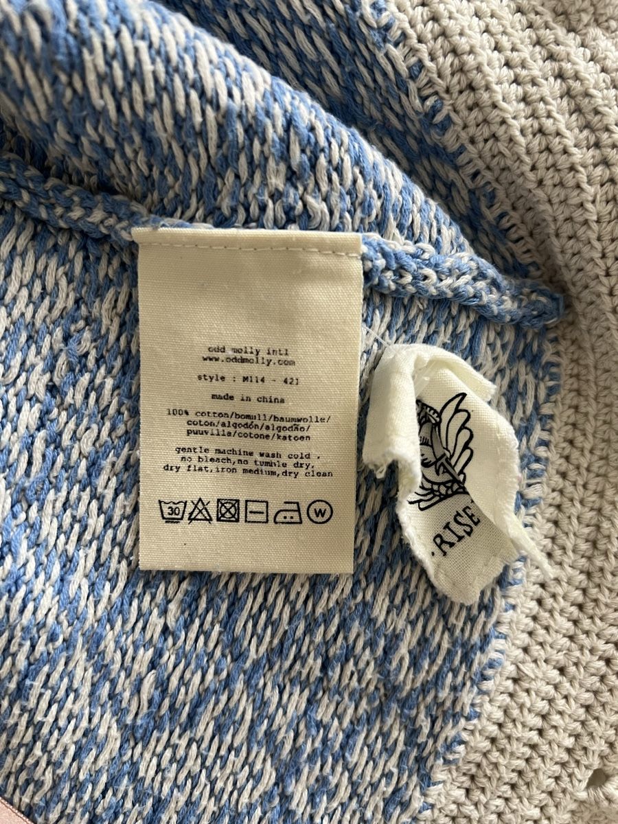 Odd Molly Pulls & Sweat-shirts: Odd Molly Pullover blau weiss Grösse 2  – D'occasion à Uster par Family_Boutique 4