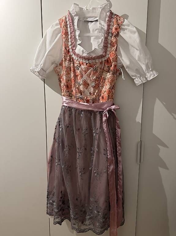 Kleider: DIRNDL – Gebraucht aus Uster von JuliaIG