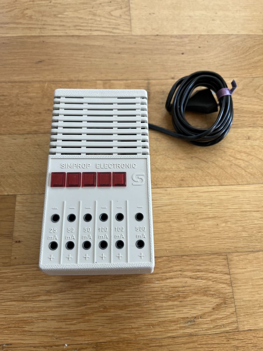 Simprop Caricabatterie: SIMPROP Electronic Ladegerät - Top Zustand, Vintage Modell – Usato da Bern venduto da hispano74
