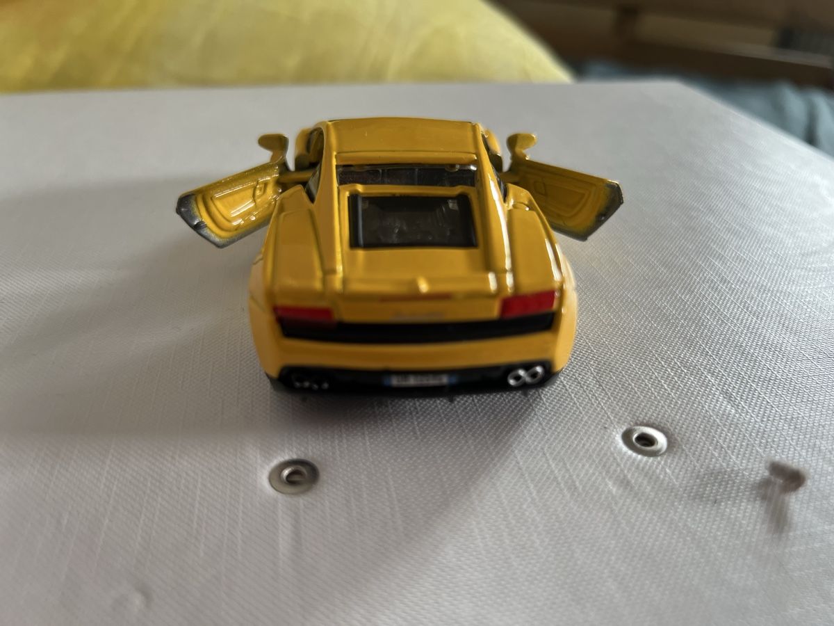 Lamborghini Voitures modèles: Lamborghini Gallardo – D'occasion à Schaffhausen par Colink18 1