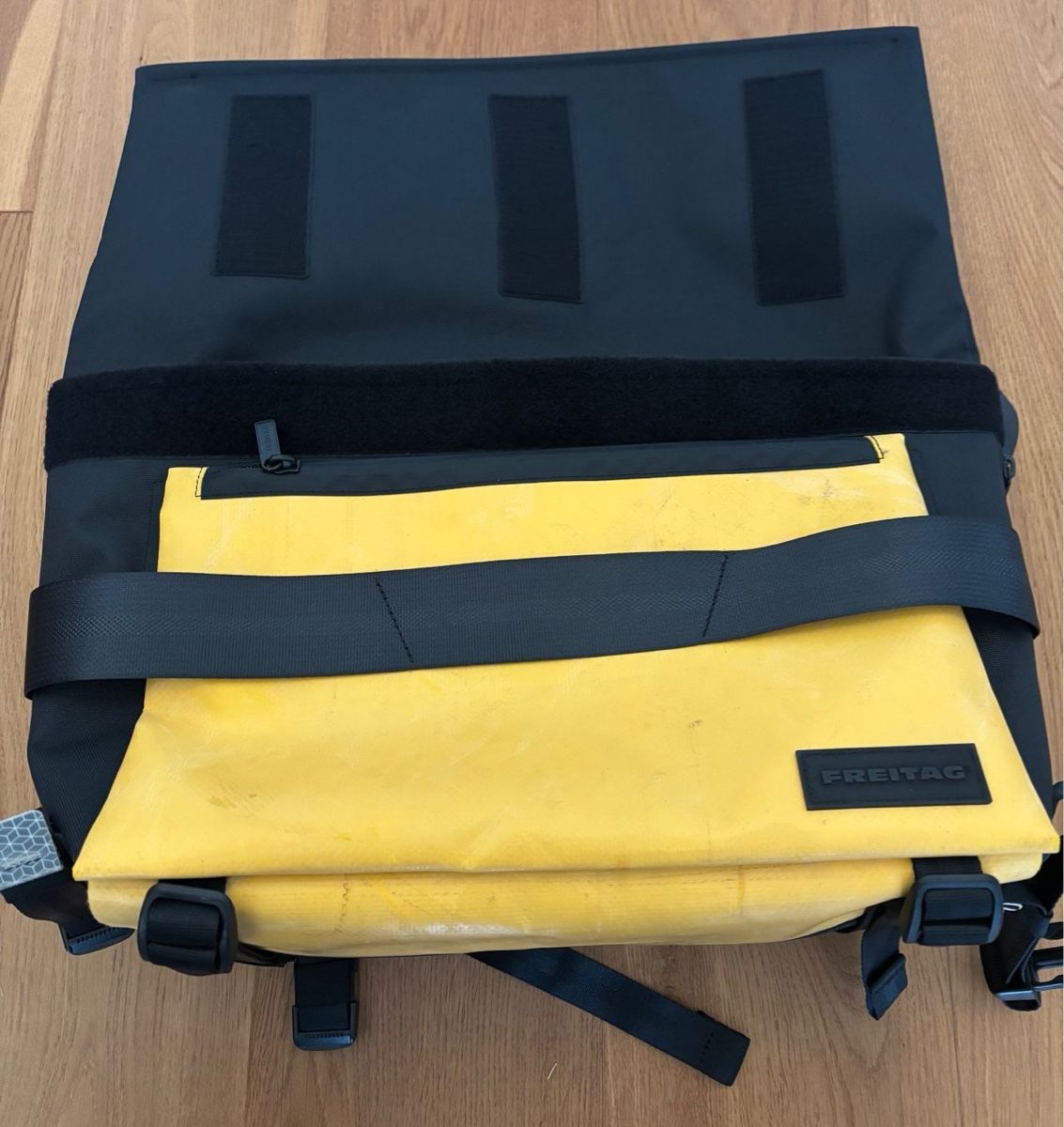 Freitag Taschen: Freitag Umhängetasche F685 Henry – Neu (gemäss Beschreibung) aus Hildisrieden von chr_nj2h 1