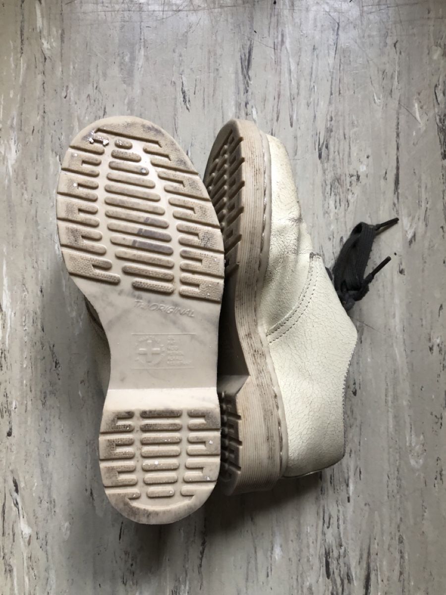 Dr. Martens Scarpe da uomo: Vintage Dr. Martens Schuhe Gr. 38 Creme – Usato da Zürich venduto da aurelia_nater 2