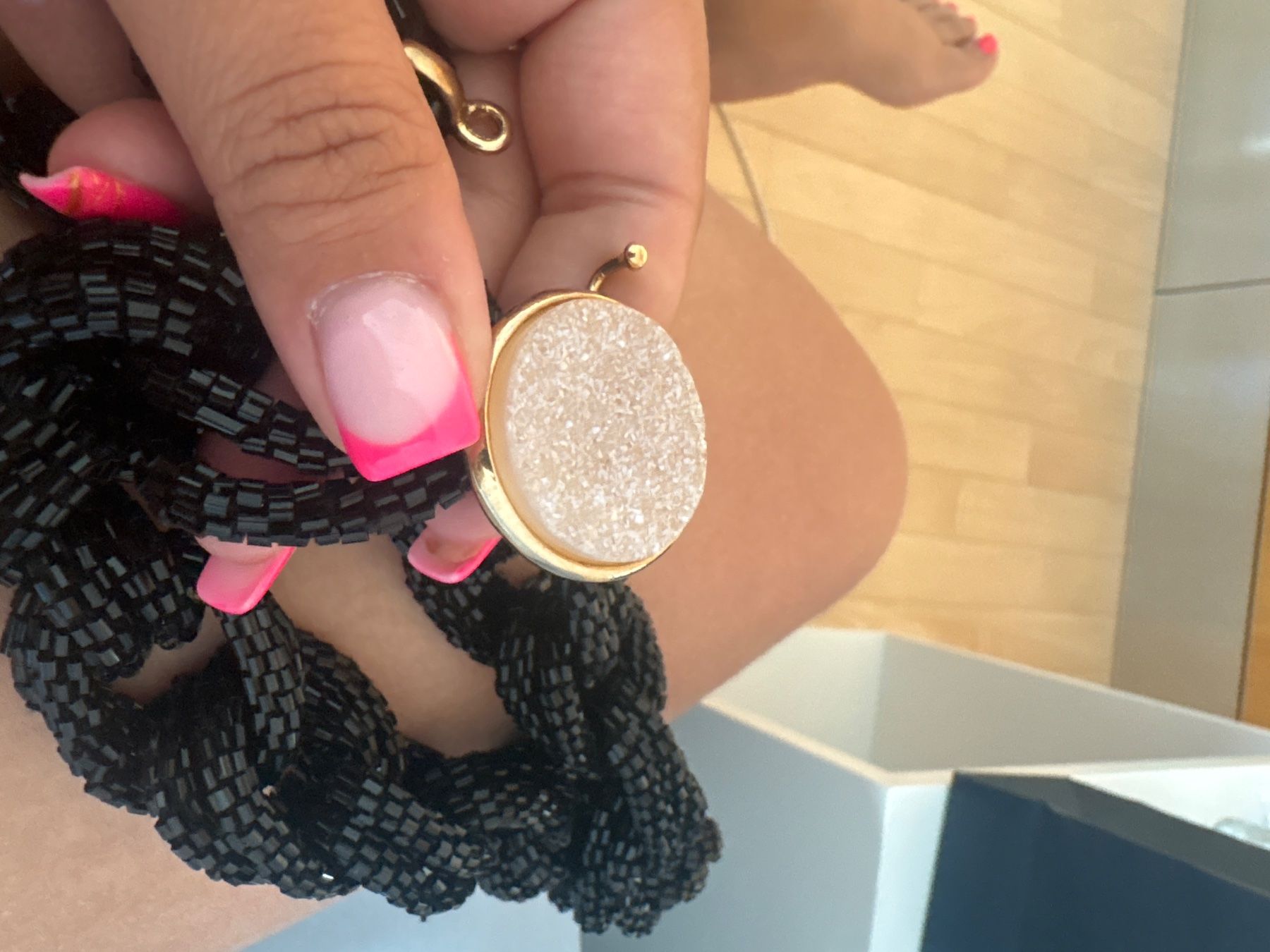 Ketten: Collier  noir avec pendentif floral – Gebraucht aus Puidoux von ray_2b5z 2