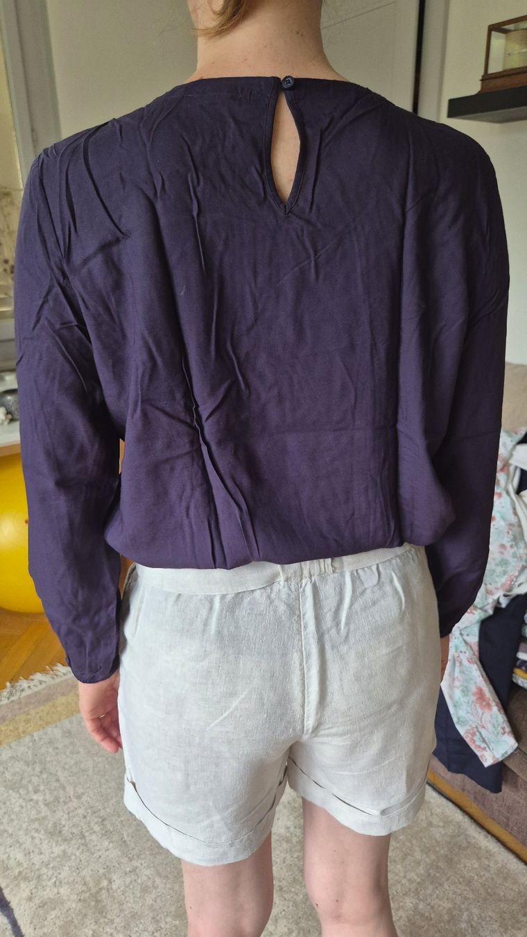 Esprit Tops: Lot de deux hauts Esprit taille 40 – D'occasion à geneve par vinc_bob 1