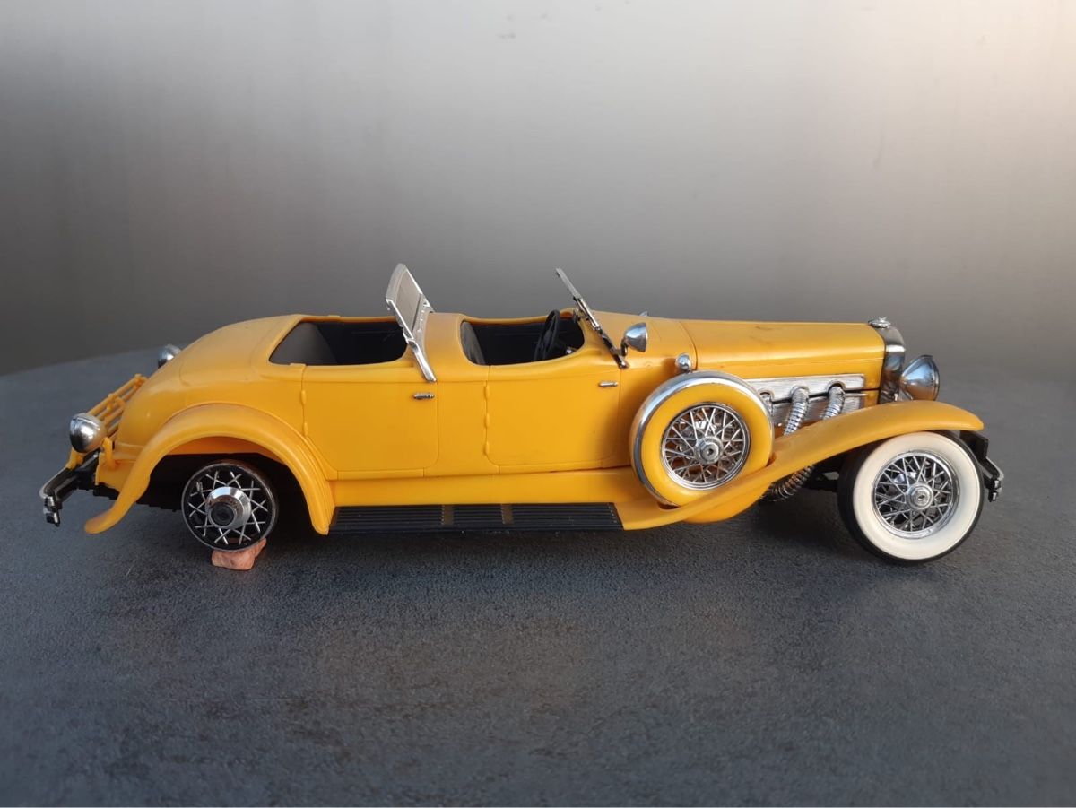 Modellini d'auto: Vintage Yellow Duesenberg Model J Car Toy – Usato da Zürich venduto da Nowstalgia