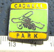 CADWELL PARK GB MOTO-RACING ANSTECKNADEL VINTAGE OLDI ENAMEL