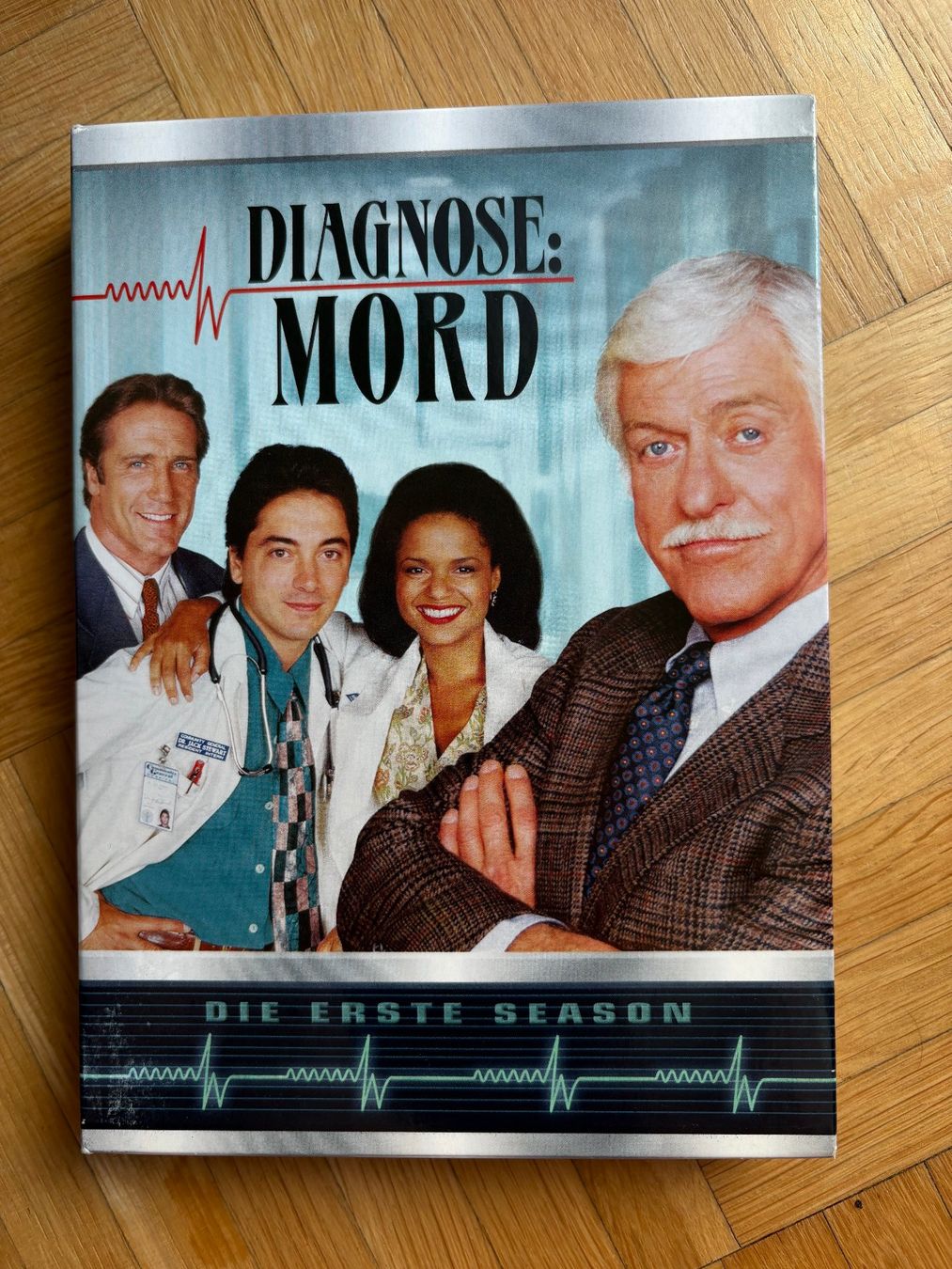 Tutti i DVDs: Diagnose: Mord - Die erste Staffel - DVD – Usato da Zürich venduto da Malcom
