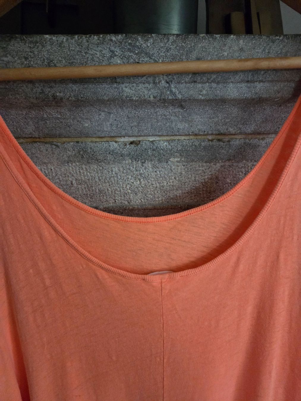 Vestiti: American Vintage robe longue fluo – Usato da Martigny venduto da ChrisMonc 1