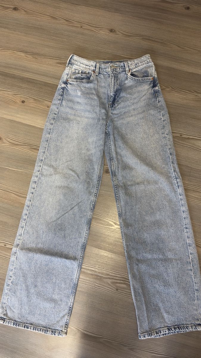 H&M Pantaloni: Wide Leg Jeans, H&M, Grösse 170 – Usato da Einsiedeln venduto da svandan