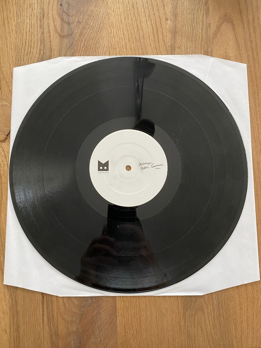 Dischi in vinile: Italoboyz - Viktor Casanova Vinyl Techno Minimal – Nuovo (secondo la descrizione) da Möhlin venduto da Devilspunchbowl 3