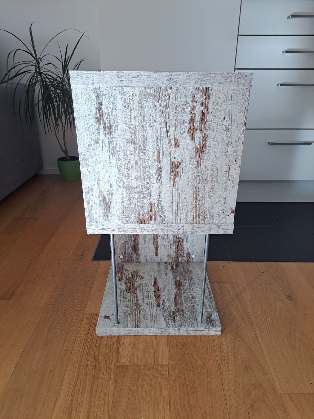 Comodini: Beistelltisch – Usato da Samstagern venduto da mel_ks7d 2