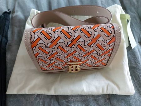 Burberry, Gürteltasche