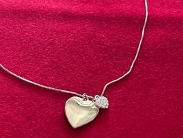 Modeschmuck Halskette mit  2 Herze goldfarbenen