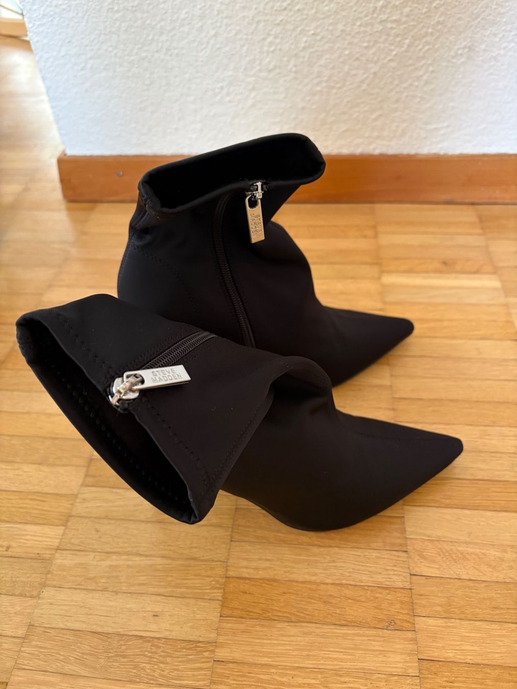 Steve Madden Damenschuhe: Satinboots Steve Madden, Gr. 38 – Neu (gemäss Beschreibung) aus Zürich von Sunday_girl 3