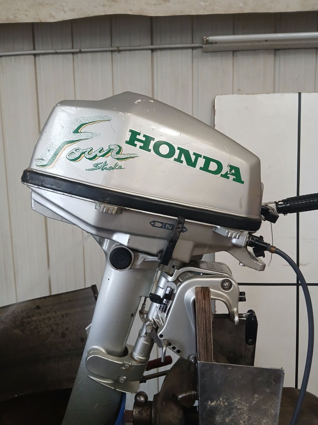 Honda Motori: Bootsmotor Honda 4.5 – Usato da Hägglingen venduto da Niba1