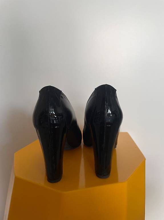 Chaussures femmes: Lederschuhe – D'occasion à Zürich par Grillieren 1