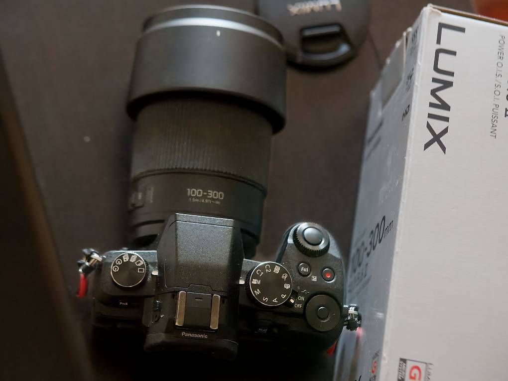 Panasonic Fotocamera: Lumix DMC-G81 plus objectif Lumix 100-300mm – Usato da Confignon venduto da nar_9q26 3