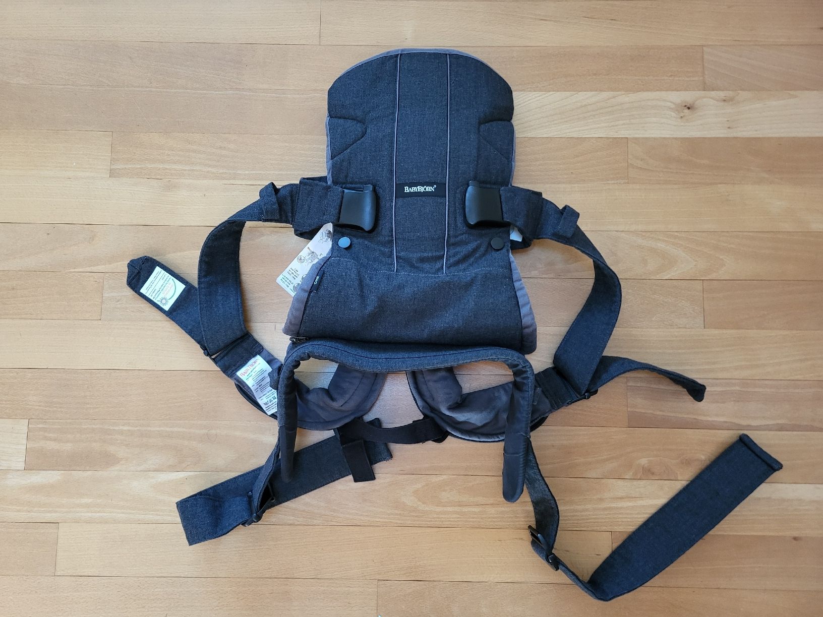 Babybjörn Bauch- & Rückentragen: Babytrage Babybjörn One – Gebraucht aus Spiez von beuret74 1