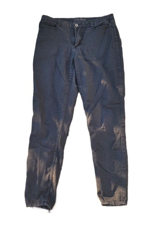 Vero Moda Pantaloni: Schwarze Jeans Vero Moda Gr. 31 / 32 – Usato da Füllinsdorf venduto da Sunnebliemli7