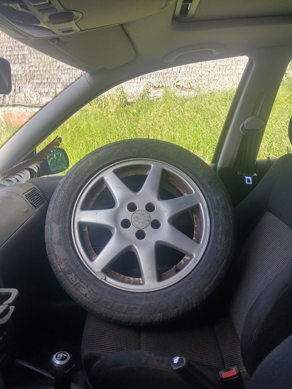 VW Automobili: VW Golf 4 V5  4-Motion – Difettoso da Ulisbach venduto da Zundholz 4