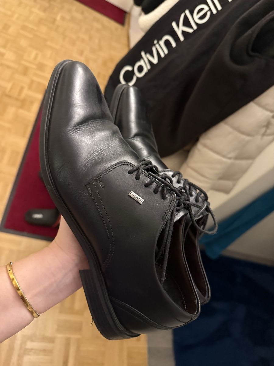 Bugatti Scarpe da uomo: Anzugschuhe Bugatti – Nuovo (secondo la descrizione) da Horgen venduto da smaally