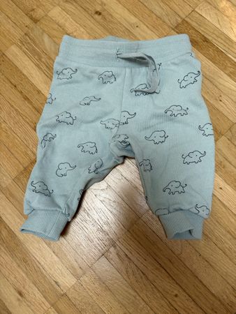Süessi Baby Hose mit Elefanten, Gr. 62