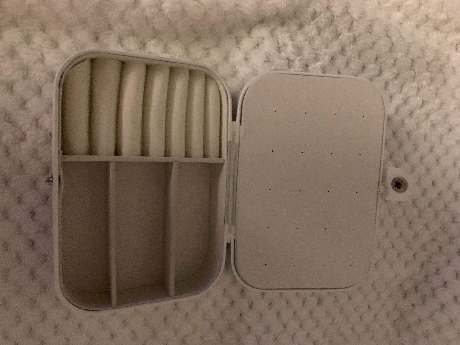 Altro per la casa: Süsses Schmuckkästchen mit Fee und Kätzchen, neuwertig – Nuovo e nell'imballaggio originale da Niederwangen BE venduto da gerberso 1