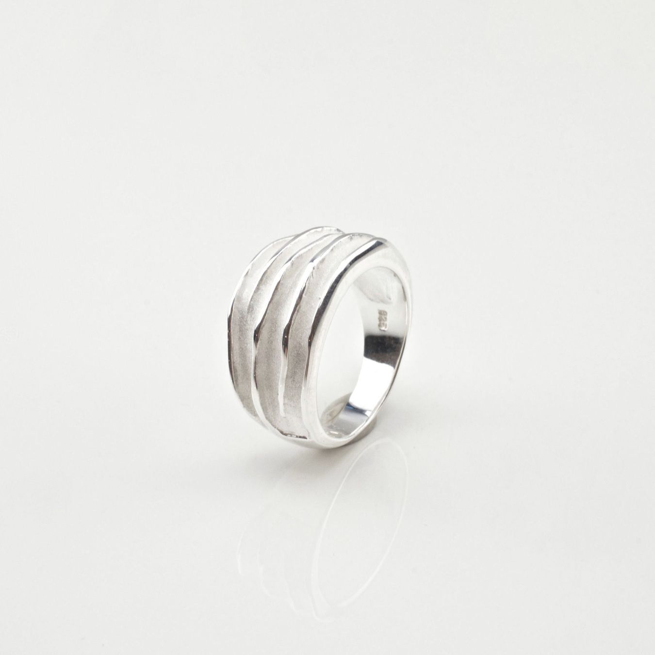 Anelli: Ring Silber 925 (R1229) – Nuovo e nell'imballaggio originale da Effretikon venduto da Joiarte