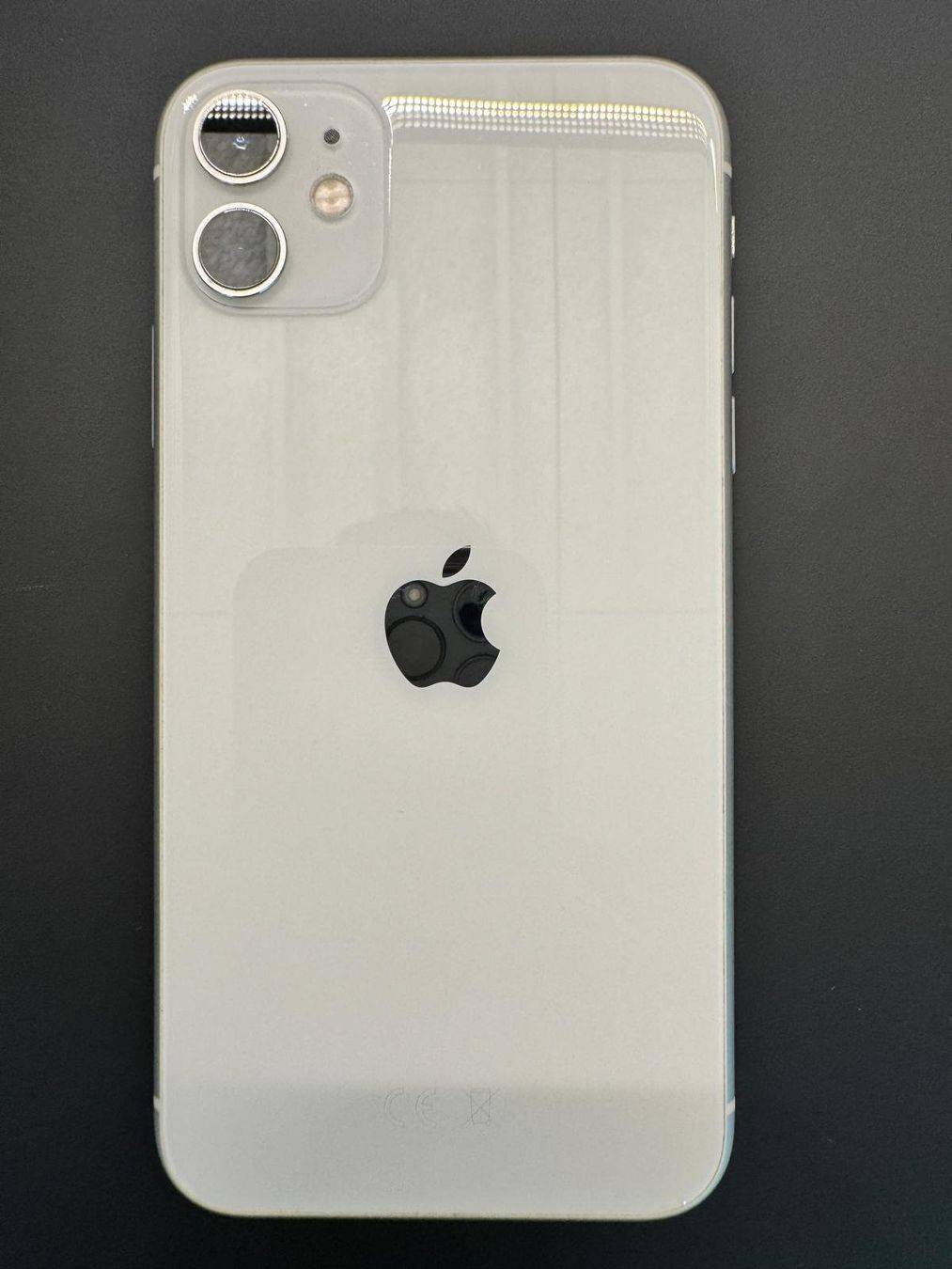 Apple Portables: Apple iPhone 11, 64 GB, Weiss – D'occasion à Elsau par Richrich 1
