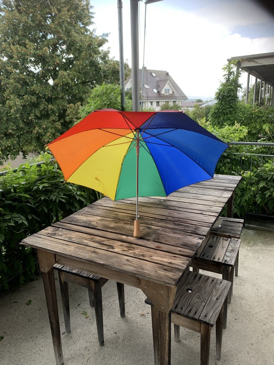 Ombrelli: Regenschirm-Regenbogen – Usato da Egg b. Zürich venduto da Flummi 1