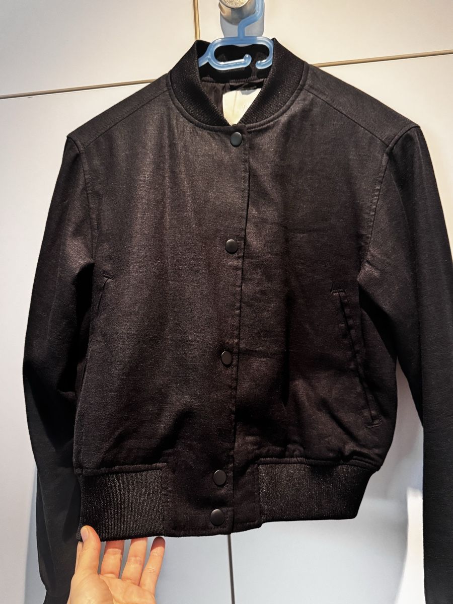 H&M Vestes: Bomberjacke H&M – Neuf avec emballage d'origine à Rapperswil SG par Hel_rpq5 4