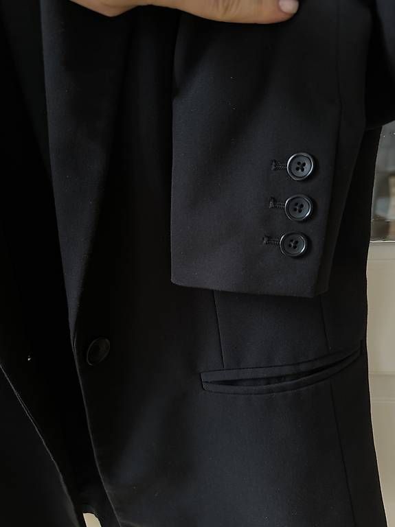 Ensembles & Tailleurs: Blazer schwarz – D'occasion à Zürich par smi_57ql 7