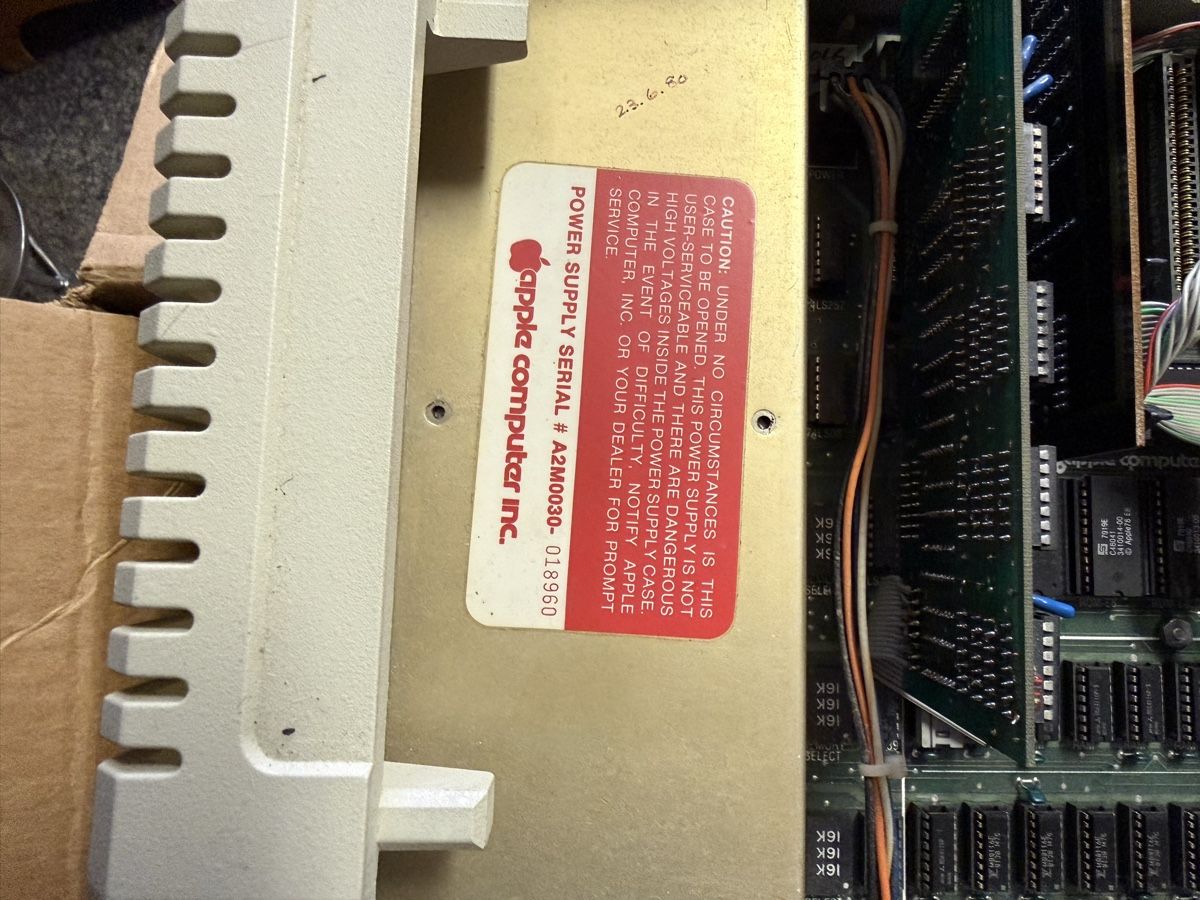 PC: Sammler Pc Apple 2 Plus – Usato da bern venduto da Seeburg 3