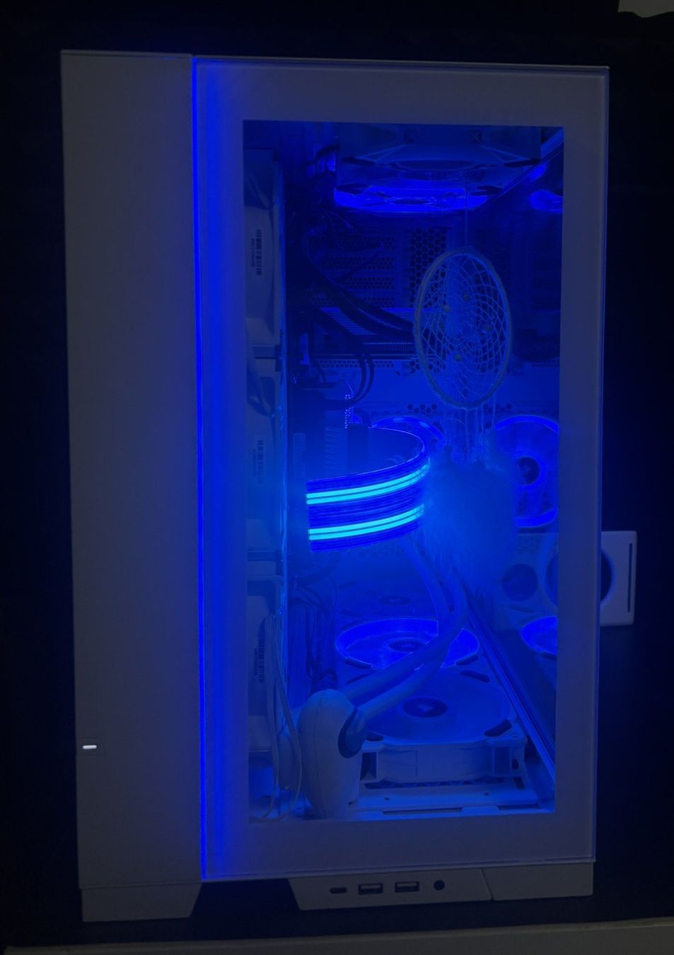 Gaming-PC | White-Build | RTX 3060 Ti | AMD Ryzen 7 5800X (Gebraucht ...