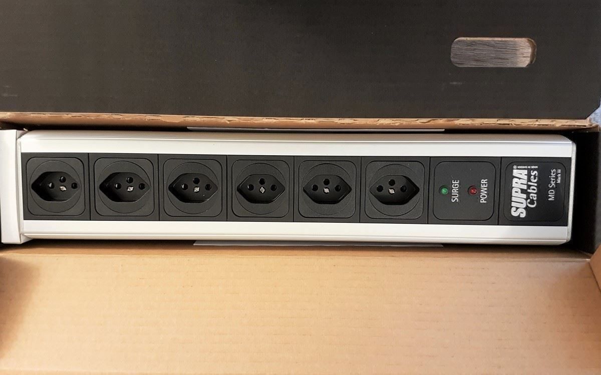 Alimentazione elettrica: Netzleiste CH, High End 6-fach – Nuovo e nell'imballaggio originale da Schaan venduto da hifiproject