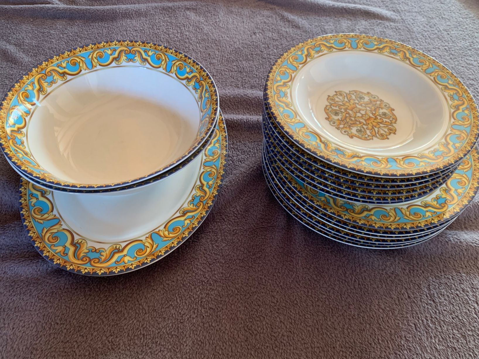 Set di piatti: Geschirr BAVARIAN – Usato da Wetzikon ZH venduto da MaNo15
