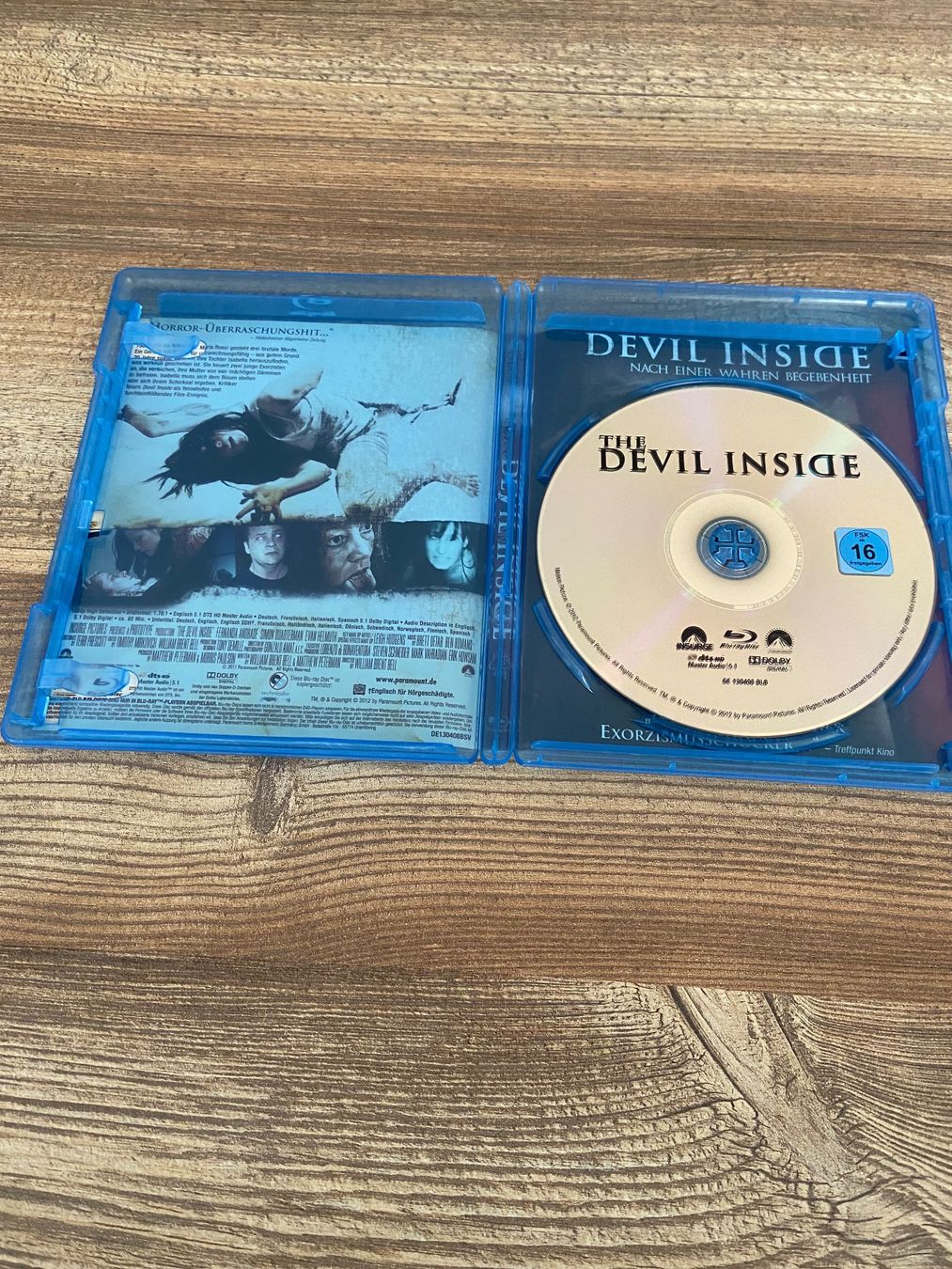 Tutti i DVDs: Devil Inside Blu-ray in Top Zustand! – Usato da Hasle LU venduto da P89erni01 2
