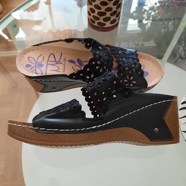 Scarpe da donna: schuhe neu Gr 36 – Usato da Meisterschwanden venduto da kuschti01