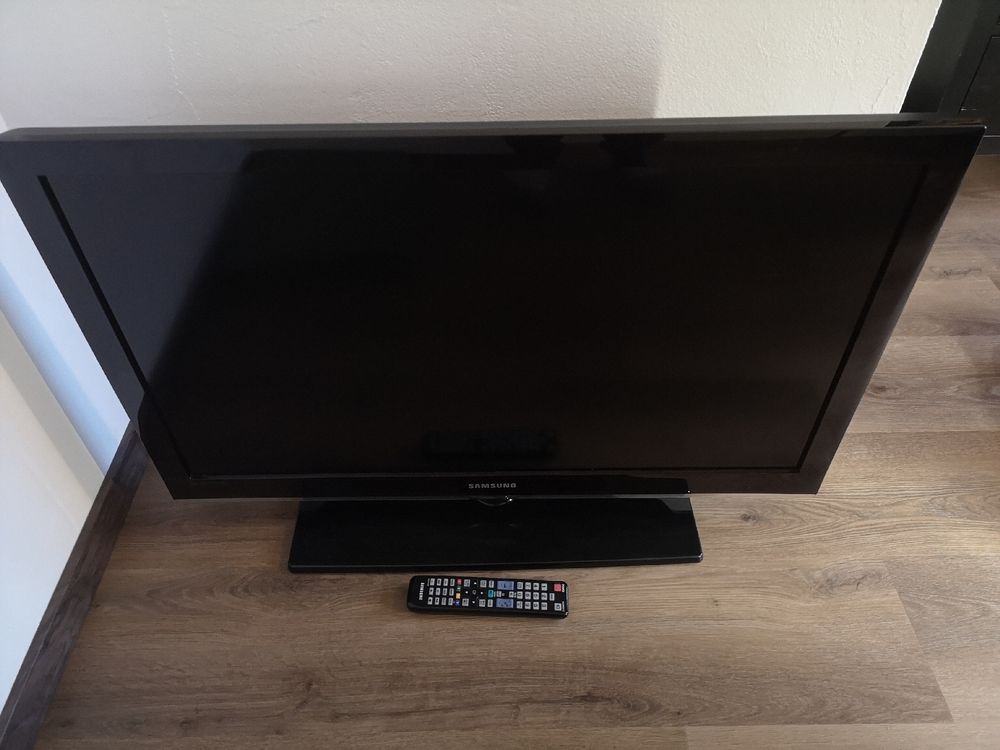 Samsung TV 37" LE37C530F1W | Kaufen auf Ricardo