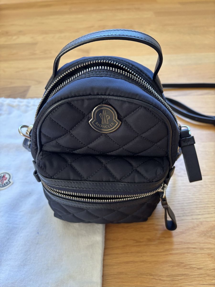 Moncler Sacs femmes: Moncler Mini-Tasche  – Neuf avec emballage d'origine à Zürich par luc_hx6g 1