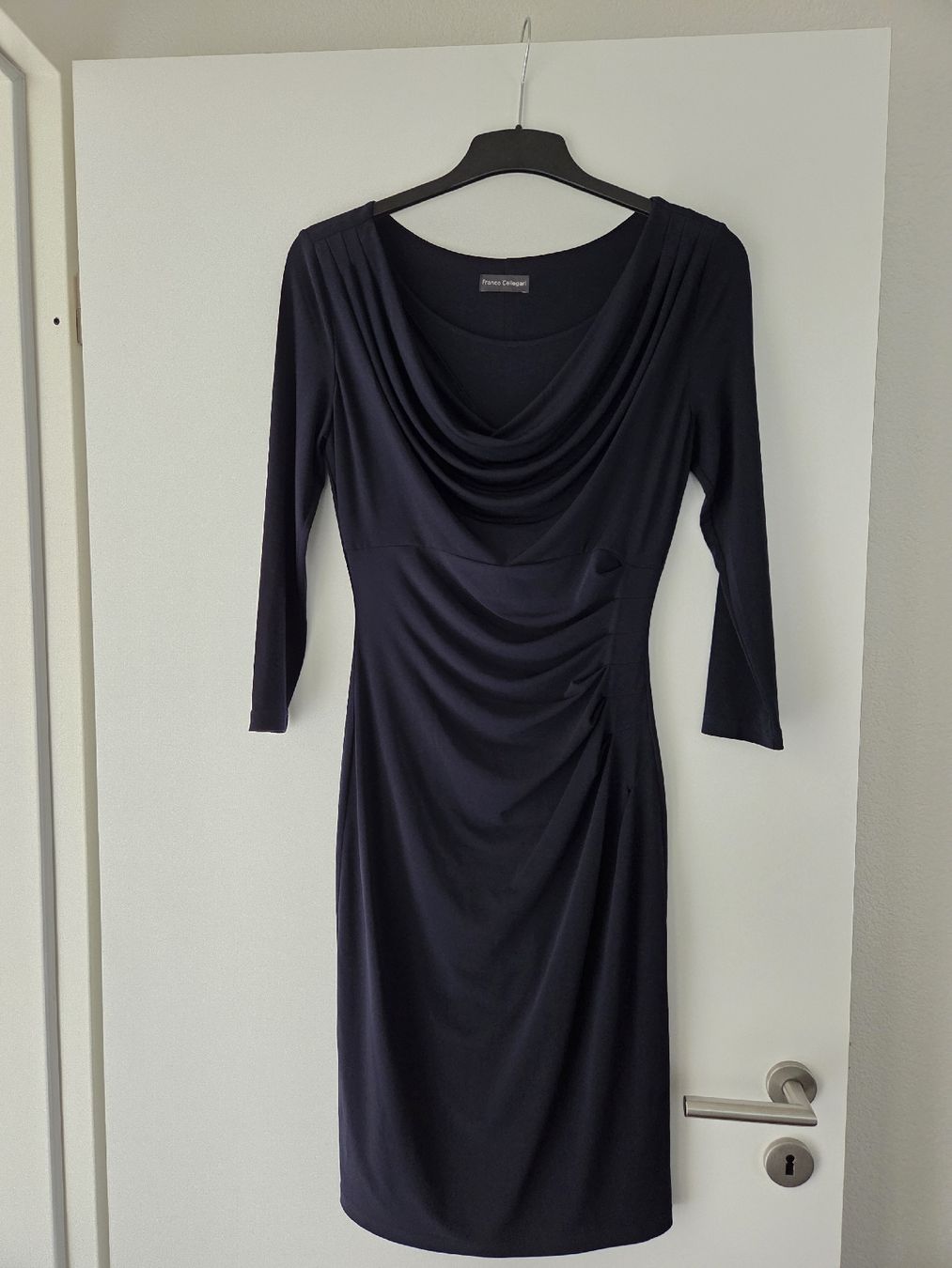 Robes: Elegantes Kleid, wie neu – Neuf (Voir description) à Buchs ZH par Solletico