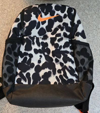 Nike Rucksack Kuhmuster/Camouflage 1 Reissverschluss defekt!