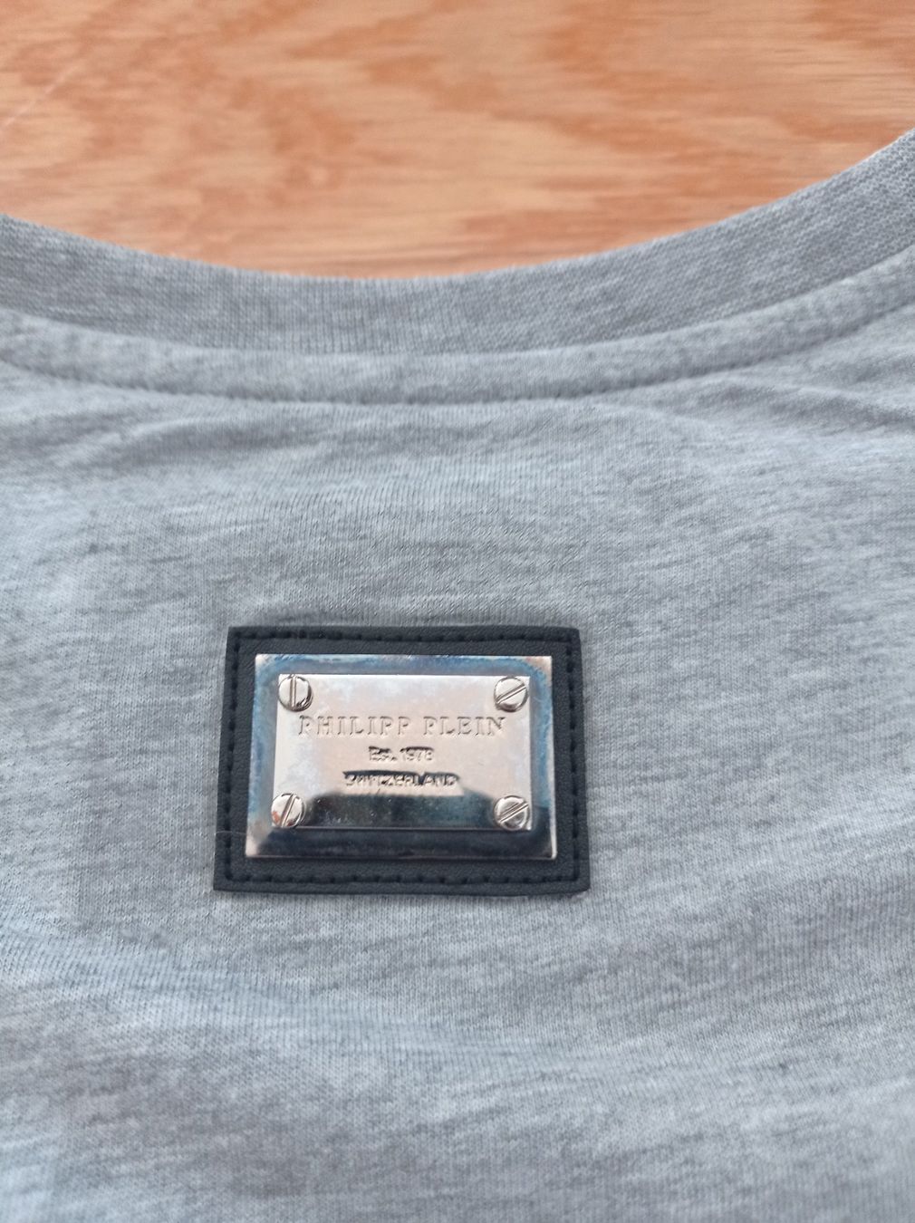 Philipp Plein T-shirt: Philipp Plein T-Shirt grau Größe L – Usato da Hochdorf venduto da b1.p 2