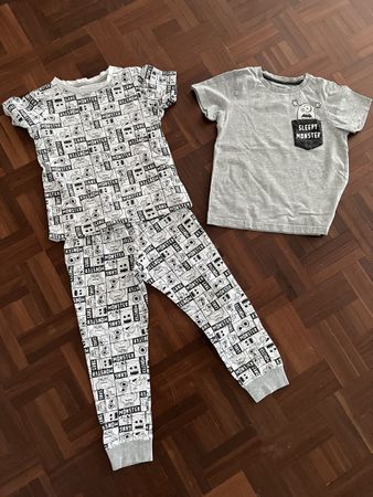 Cooles Monster Kinder Pyjama und 1 TShirt in der Größe 122