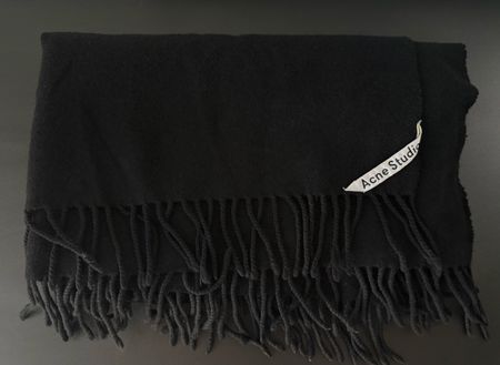 Acne Studios Oversized Wool Scarf / Shawl - Schwarz