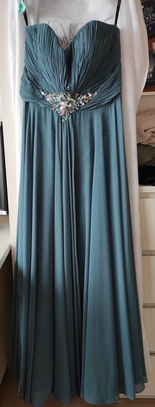 Vestiti: Kleid Gr. 38/40 – Usato da Münchwilen TG venduto da Alina19911