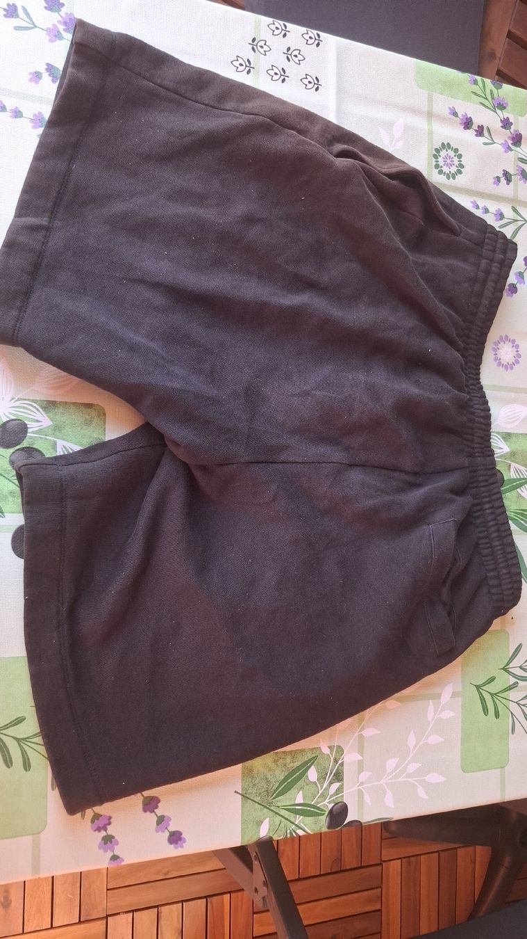 Lacoste Hosen: Lacoste Hose – Gebraucht aus Aesch BL von fabi.07 1