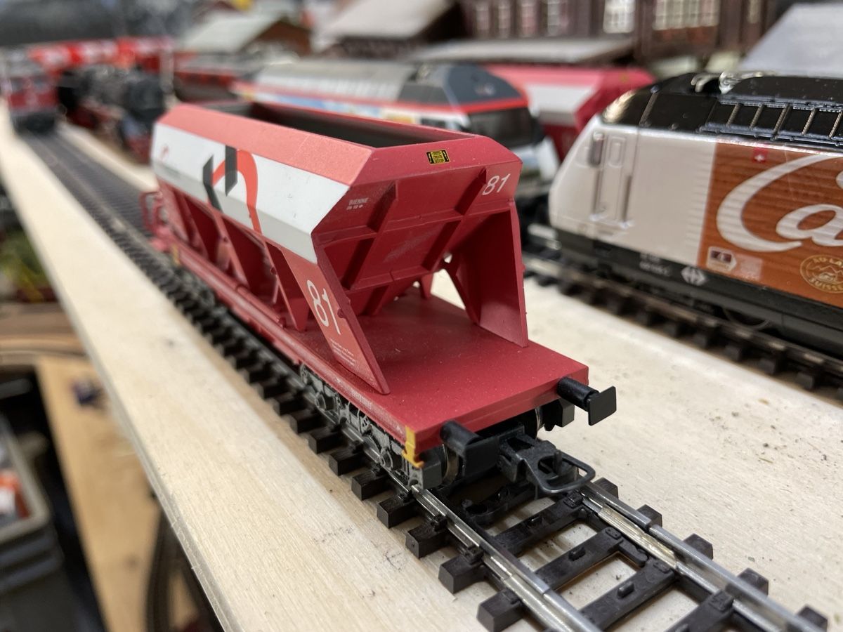 Liliput Modelleisenbahnen: Liliput SBB CFF Holcim 81  – Neu (gemäss Beschreibung) aus Gossau SG von Krokodil344 1