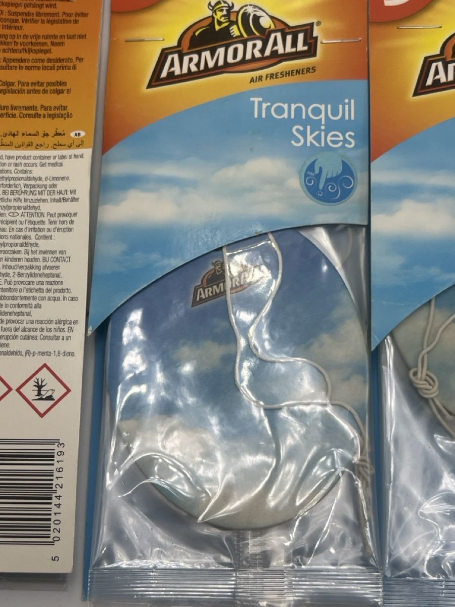 Bombes aérosol: Armor All Auto Duftbäume "Tranquil Skies" - 6er Pack – Neuf avec emballage d'origine à Emmen par VK-Retail 1