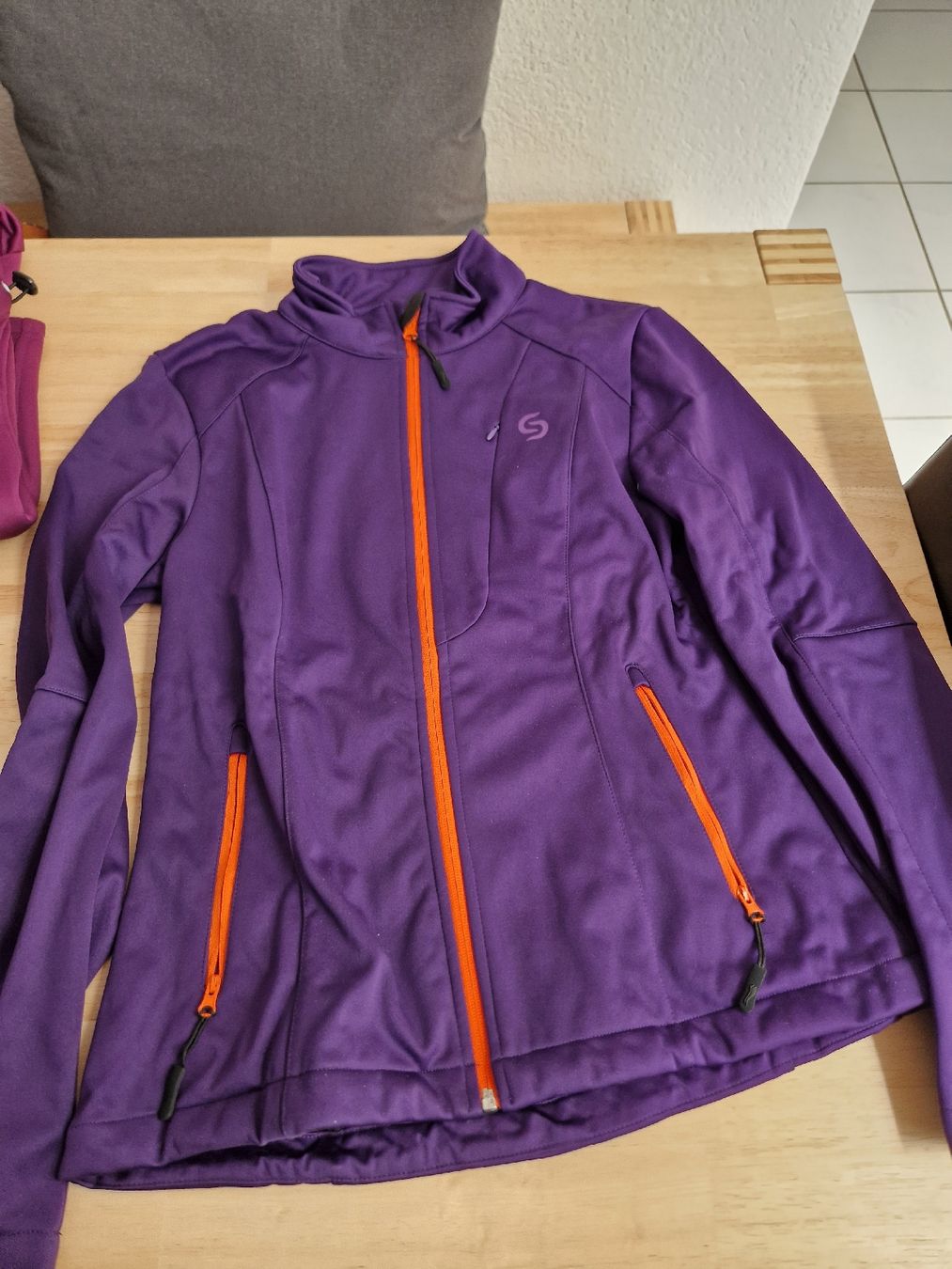 Giacche: Softshell Jacken- Set Gr. S (36/38) – Usato da Strengelbach venduto da Nessi92 1